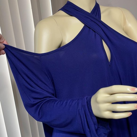 Women 2X SEXY Cold Shoulder Cross Front Blouse- Navy Blue GORGEOUS Style! - Picture 2 of 3